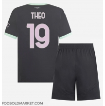 AC Milan Theo Hernandez #19 Tredjetrøje Børn 2024-25 Kortærmet (+ Korte bukser)