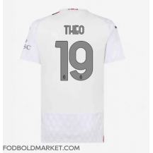 AC Milan Theo Hernandez #19 Udebanetrøje Dame 2023-24 Kortærmet