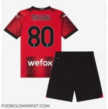 AC Milan Yunus Musah #80 Hjemmebanetrøje Børn 2023-24 Kortærmet (+ Korte bukser)