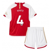 Arsenal Ben White #4 Hjemmebanetrøje Børn 2023-24 Kortærmet (+ Korte bukser)