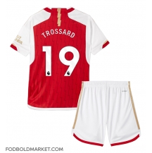 Arsenal Leandro Trossard #19 Hjemmebanetrøje Børn 2023-24 Kortærmet (+ Korte bukser)