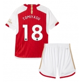 Arsenal Takehiro Tomiyasu #18 Hjemmebanetrøje Børn 2023-24 Kortærmet (+ Korte bukser)