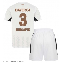 Bayer Leverkusen Piero Hincapie #3 Udebanetrøje Børn 2024-25 Kortærmet (+ Korte bukser)