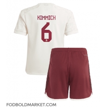 Bayern Munich Joshua Kimmich #6 Tredjetrøje Børn 2023-24 Kortærmet (+ Korte bukser)