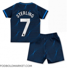 Chelsea Raheem Sterling #7 Udebanetrøje Børn 2023-24 Kortærmet (+ Korte bukser)