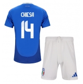 Italien Federico Chiesa #14 Hjemmebanetrøje Børn EM 2024 Kortærmet (+ Korte bukser)