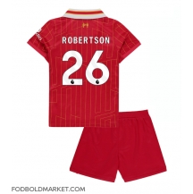 Liverpool Andrew Robertson #26 Hjemmebanetrøje Børn 2024-25 Kortærmet (+ Korte bukser)