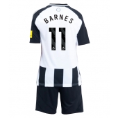 Newcastle United Harvey Barnes #11 Hjemmebanetrøje Børn 2024-25 Kortærmet (+ Korte bukser)