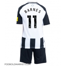 Newcastle United Harvey Barnes #11 Hjemmebanetrøje Børn 2024-25 Kortærmet (+ Korte bukser)