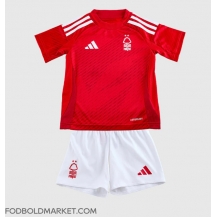 Nottingham Forest Hjemmebanetrøje Børn 2024-25 Kortærmet (+ Korte bukser)