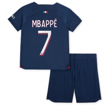 Paris Saint-Germain Kylian Mbappe #7 Hjemmebanetrøje Børn 2023-24 Kortærmet (+ Korte bukser)