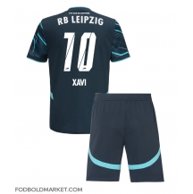 RB Leipzig Xavi Simons #10 Tredjetrøje Børn 2024-25 Kortærmet (+ Korte bukser)