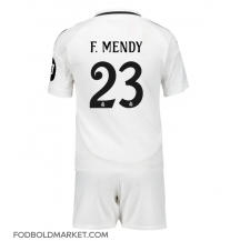 Real Madrid Ferland Mendy #23 Hjemmebanetrøje Børn 2024-25 Kortærmet (+ Korte bukser)